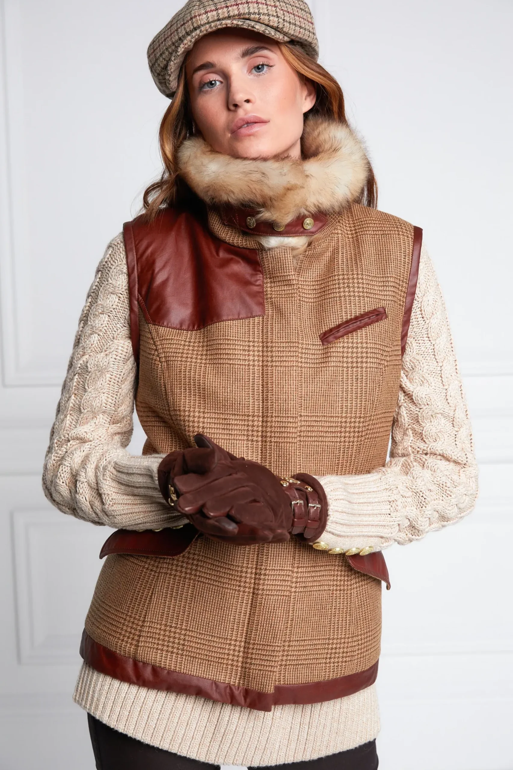 Holland Cooper Aviator Gilet Tawny Clearance