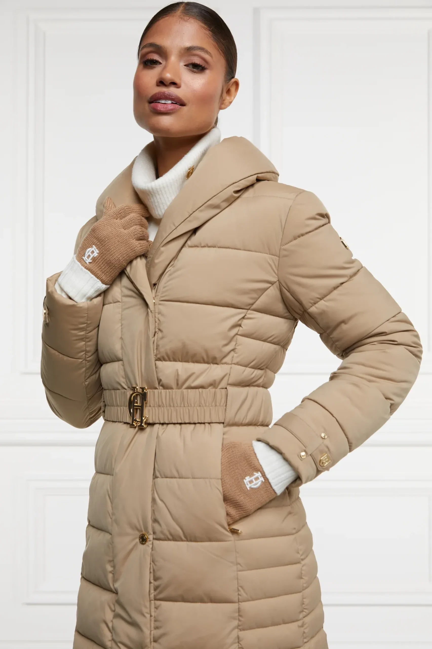Holland Cooper Chelsea Logo Knitted Gloves Camel Cream Online