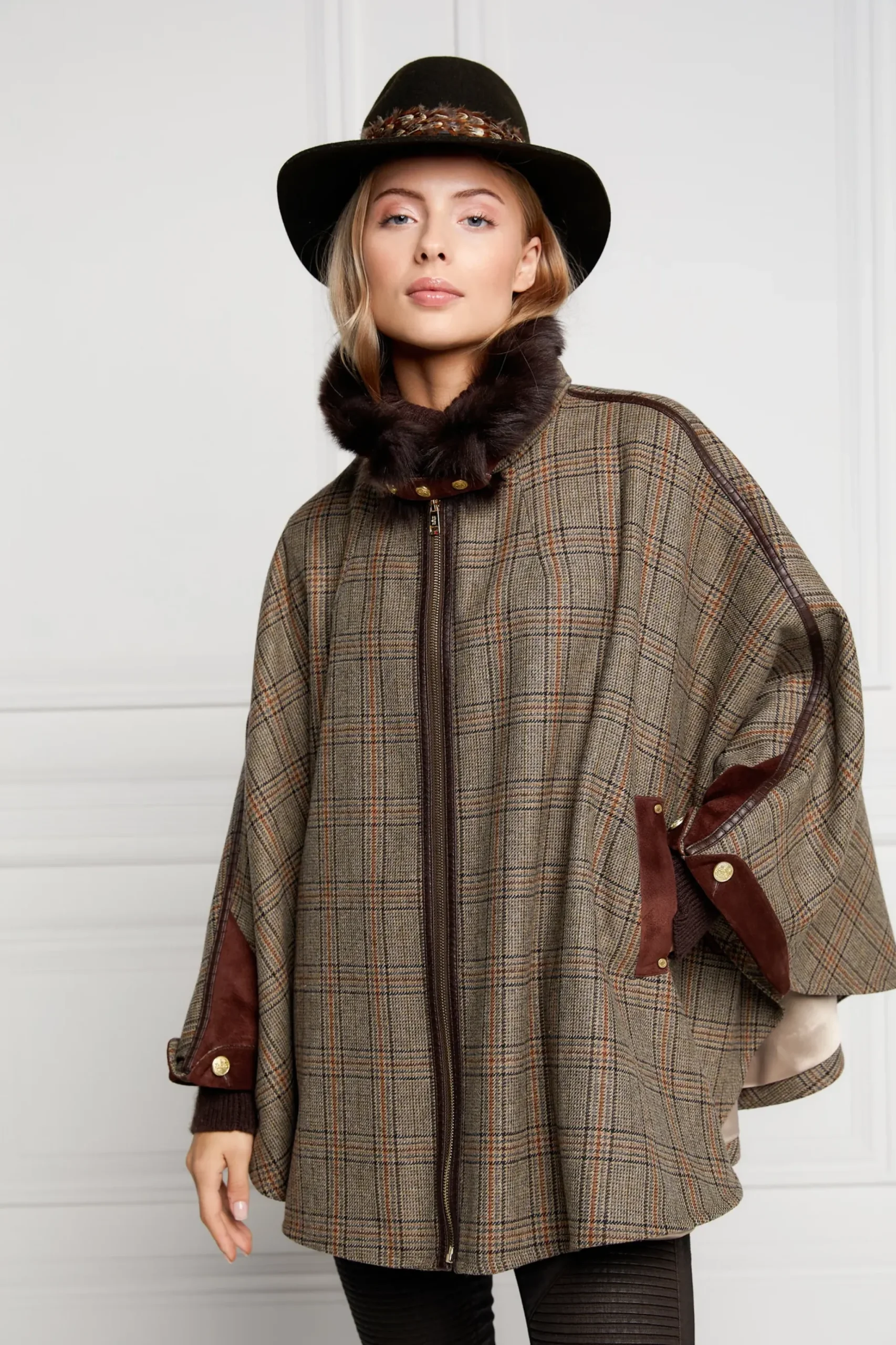 Holland Cooper Chiltern Cape Bourbon Tweed Online