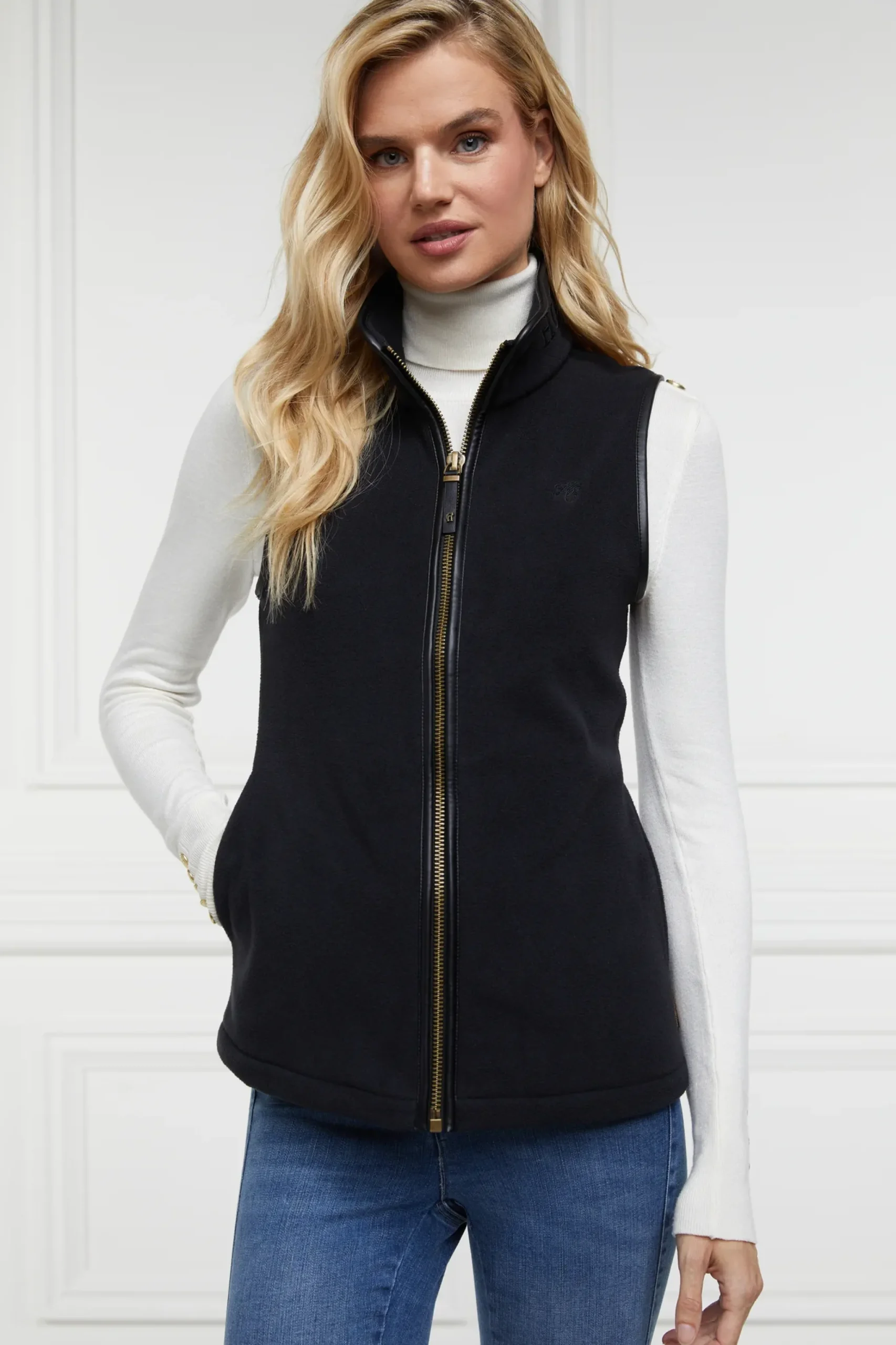 Holland Cooper Country Fleece Gilet Black Clearance