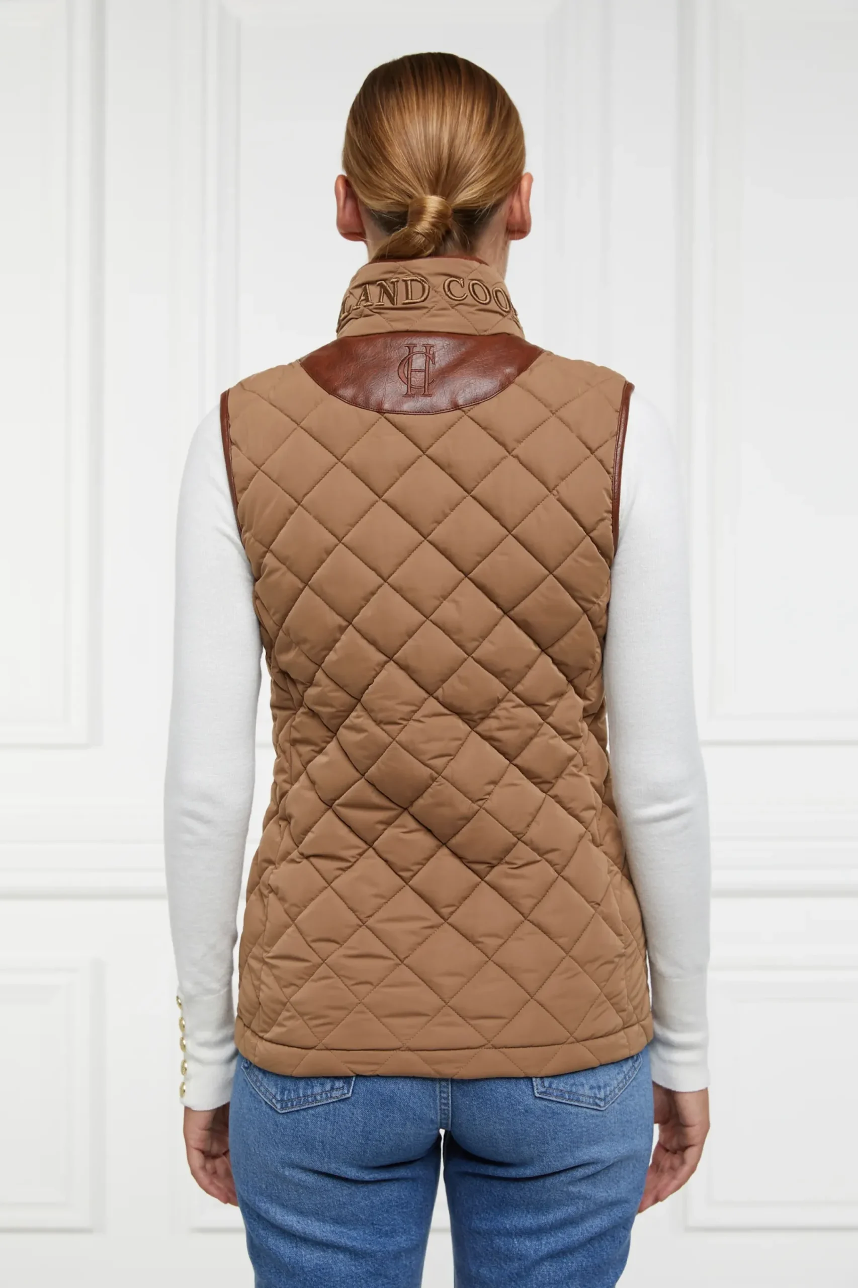 Holland Cooper Country Quilted Gilet Coffee Clearance