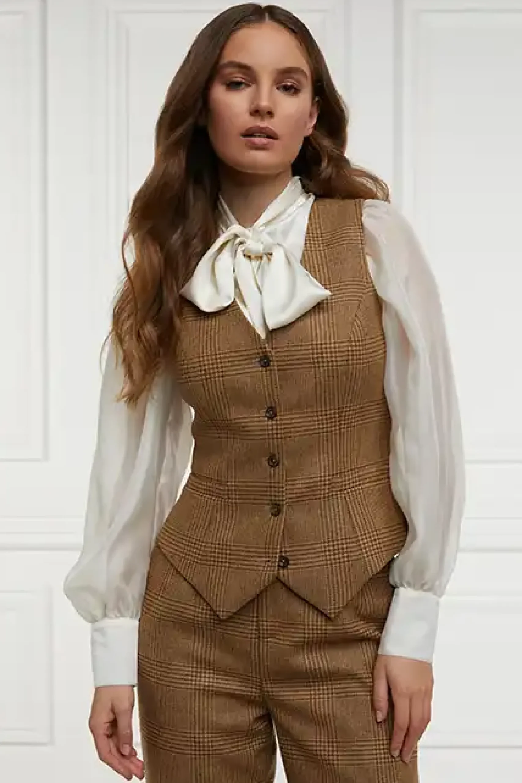 Holland Cooper Hampton Waistcoat Tawny Best