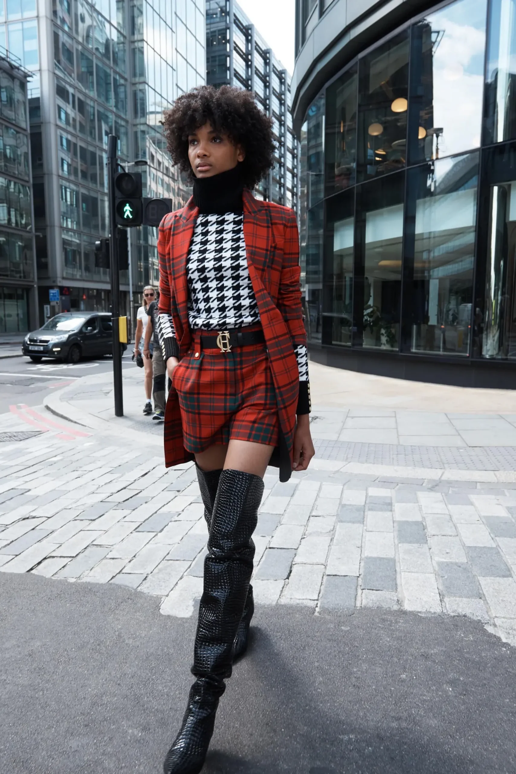 Holland Cooper Luxe Tailored Short Red Tartan Clearance