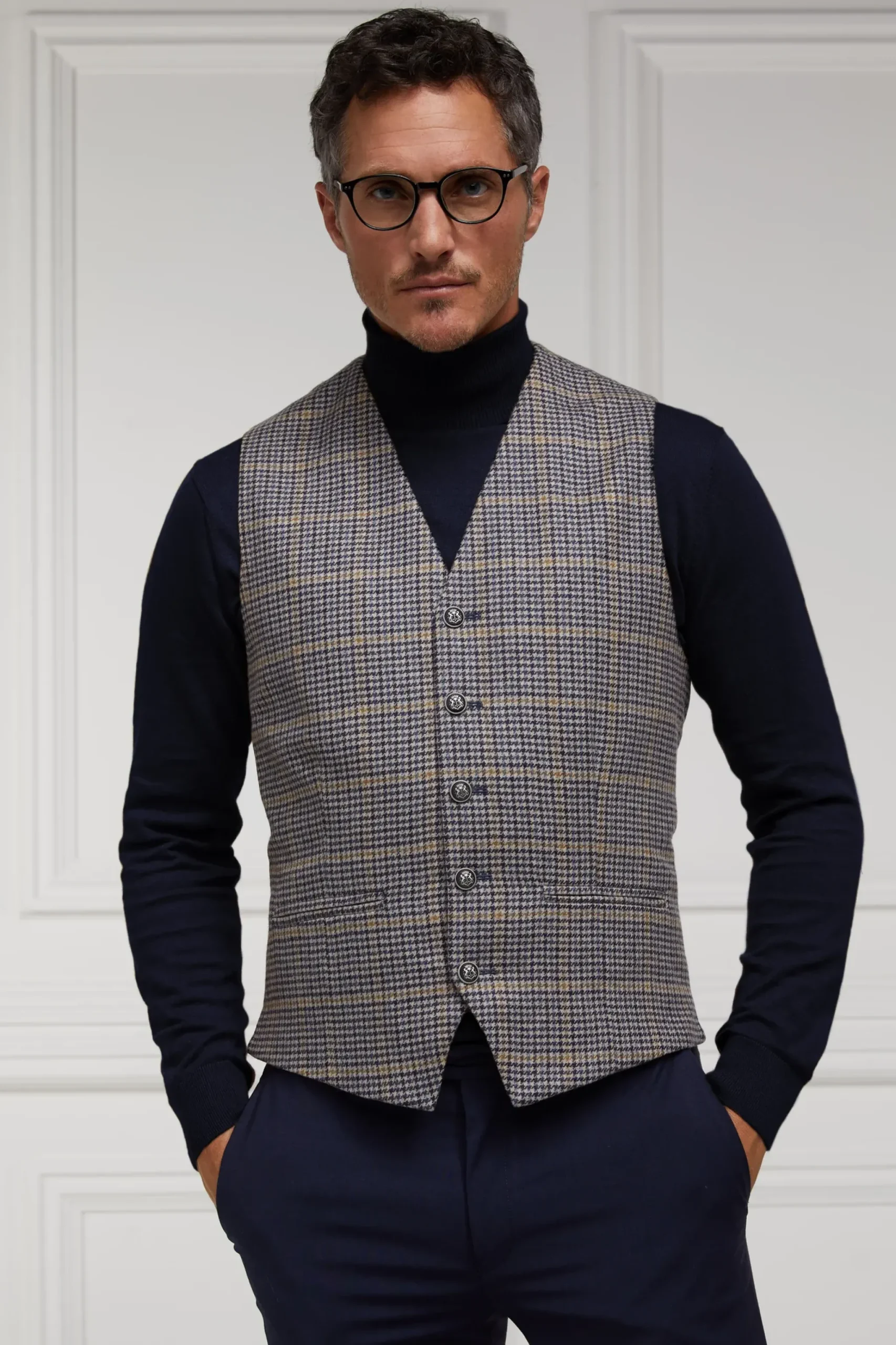 Holland Cooper St James Waistcoat Prince of Wales Navy