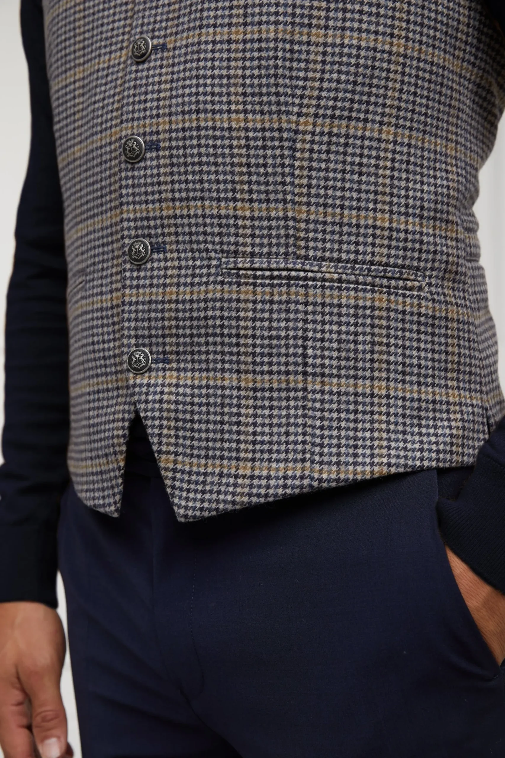 Holland Cooper St James Waistcoat Prince of Wales Navy