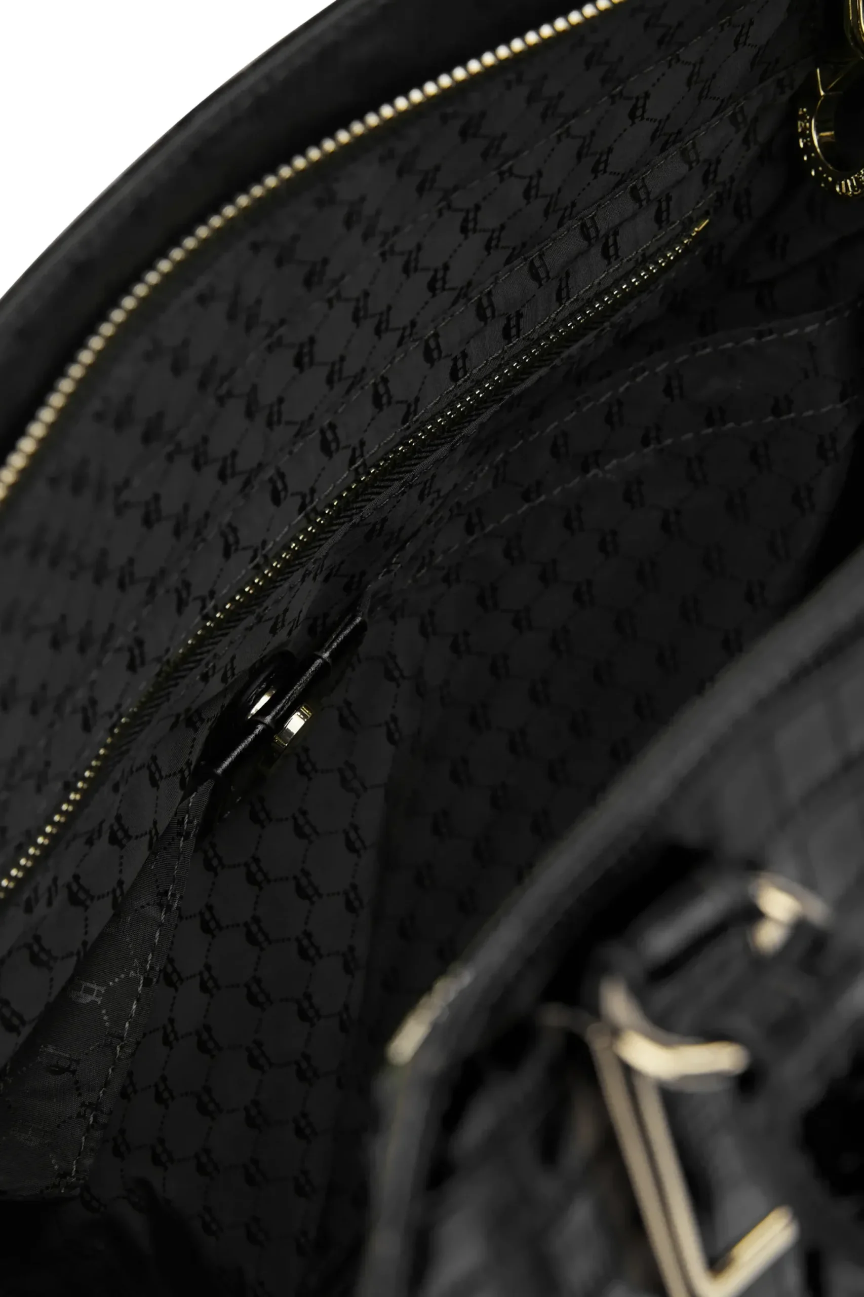 Holland Cooper Thames Changing Bag Black Monogram Hot