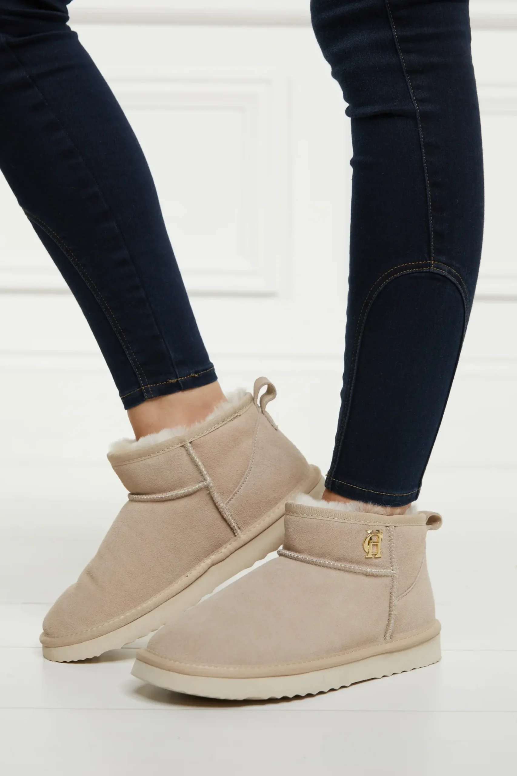 Holland Cooper Ultra Mini Shearling Boot Oyster Sale